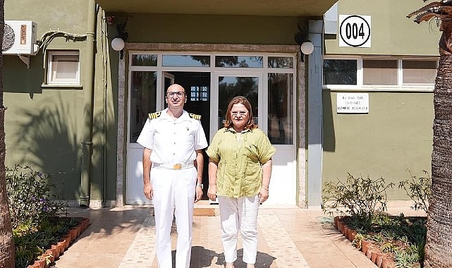Didim Belediye Başkanı Hatice Gençay, Didim’e yeni atanan Garnizon Komutanı Deniz Albay Erkut Arslan’a hayırlı olsun ziyaretinde bulundu.