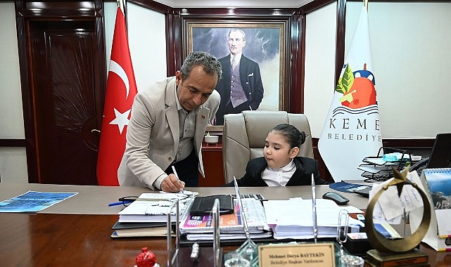 Gençler ve çocuklar mecliste buluştu