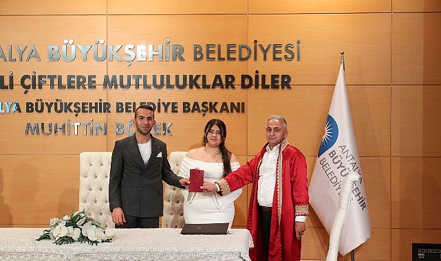 Antalya Büyükşehir Belediyesi nikah salonunda “05.05.2025” yoğunluğu