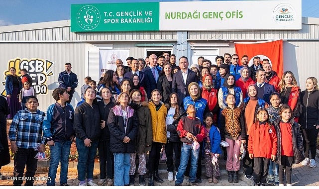 UNICEF ve Netflix güç birliğiyle kurulan GENÇ ALAN,   deprem bölgesindeki gençlere umut olmaya devam ediyor