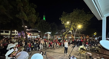 Karamürsel’de 30 Ağustos’a özel konser