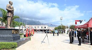 Kemer’de Zafer Bayramı töreni