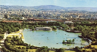 Salt, bu yıl 6 Ekim’de kutlanacak Dünya Mimarlık Günü kapsamında bir konuşma ile kent yürüyüşü düzenliyor