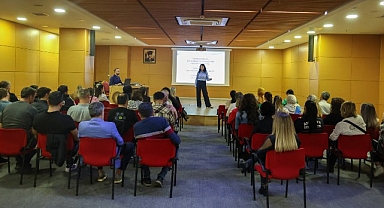 Büyükşehir’de personele “Aile İçi İletişim” eğitimi