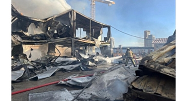 Bayraklı’daki yangın, itfaiyenin müdahalesiyle dakikalar içinde kontrol altına alındı