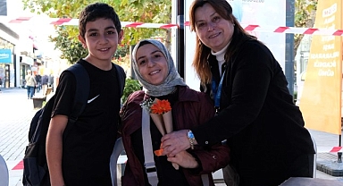 Büyükşehir’den kadına şiddete turuncu farkındalık