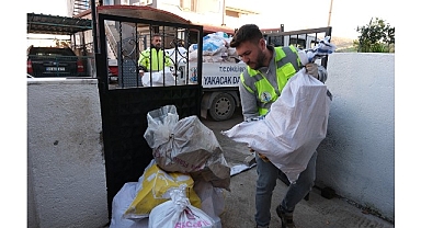 Dikili Belediyesi ihtiyaç sahibi vatandaşların yanlarında olmaya devam ediyor