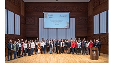 Akdeniz Dilleri Merkezi’nden sertifika coşkusu